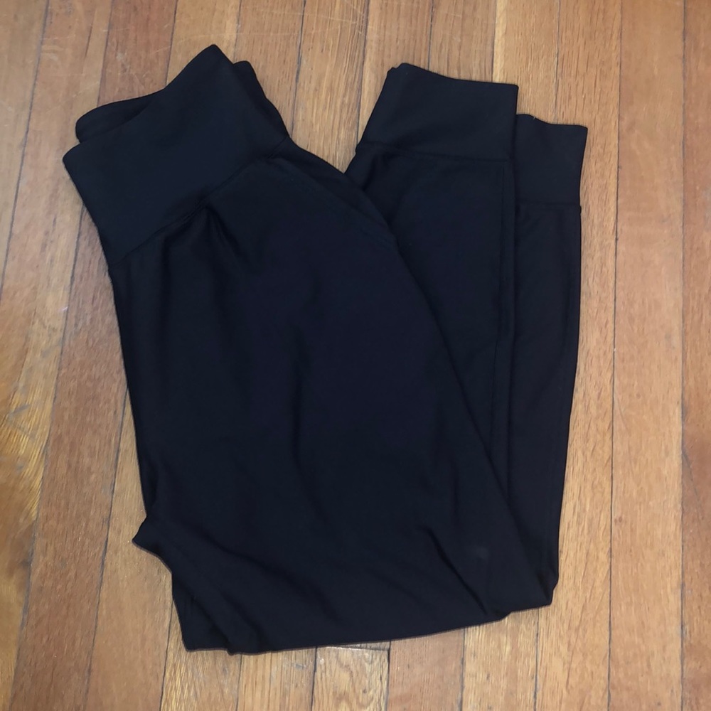 Old Navy activewear pants